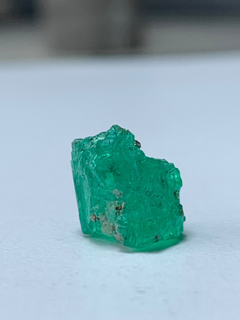 Pierre brute · Émeraude Colombie - 0,885 ct