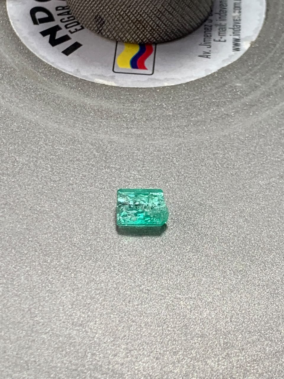 Pierre brute · Émeraude Colombie - 0,845 ct